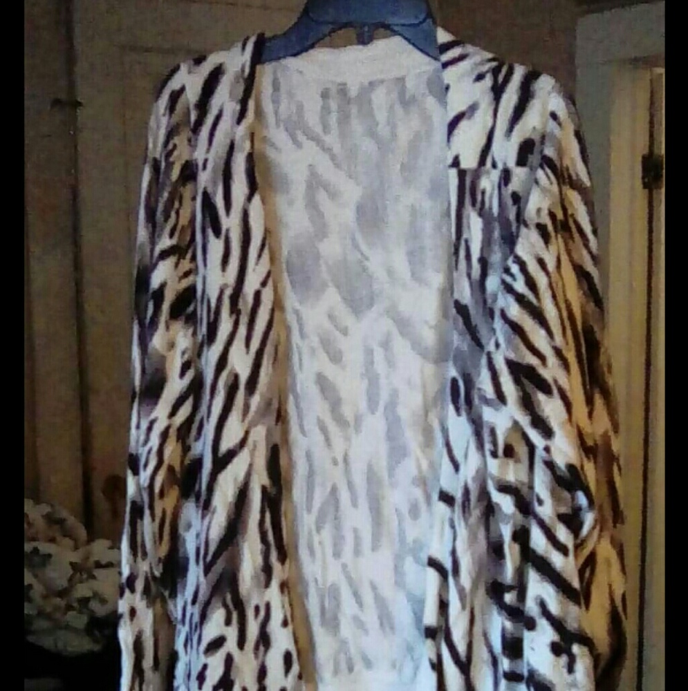 Long sleeve sweater